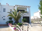 Image: Villa with private pool, close to the beach